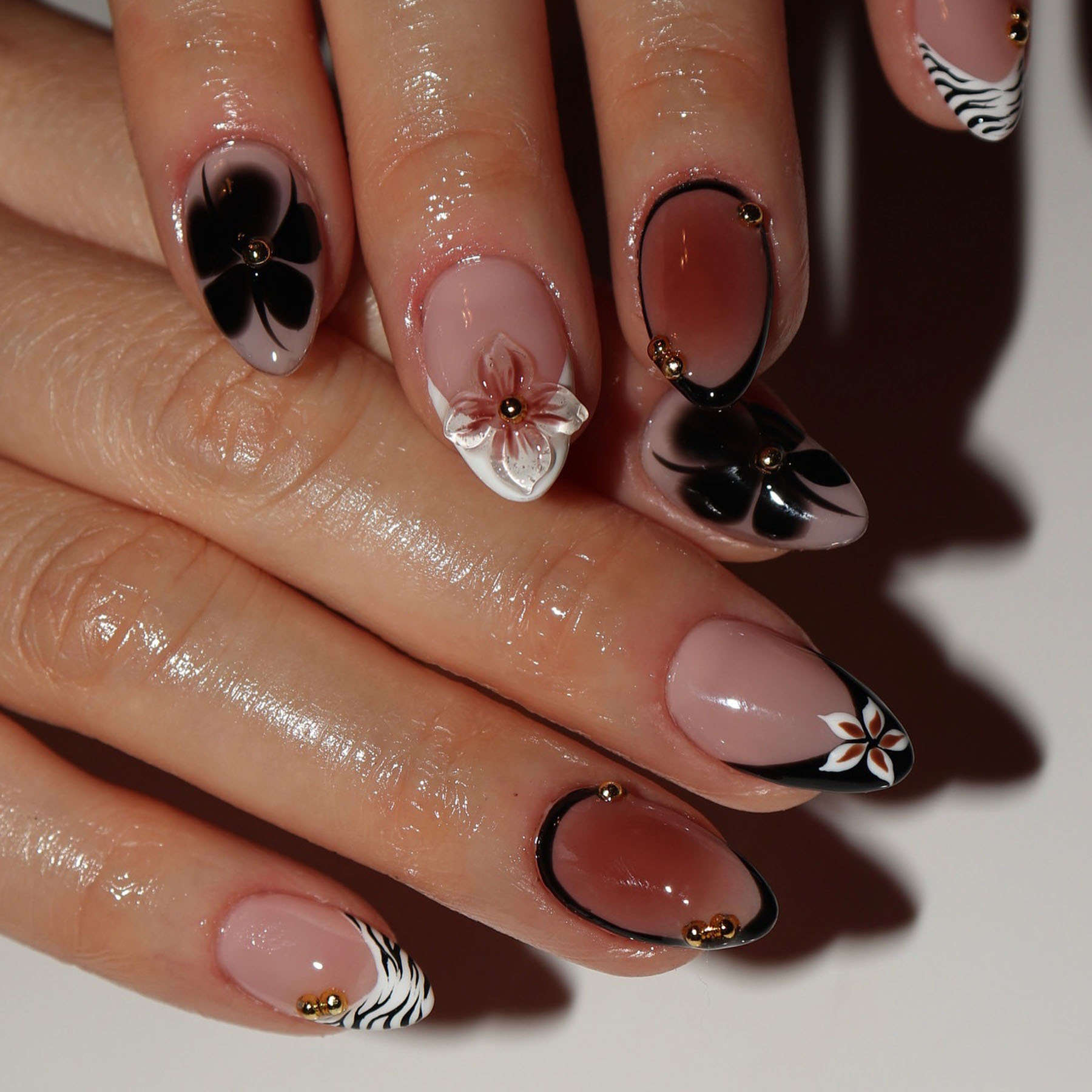 24pcs Flower False Nails Brown - Nail Art Flower incelemesi ve fiyatı